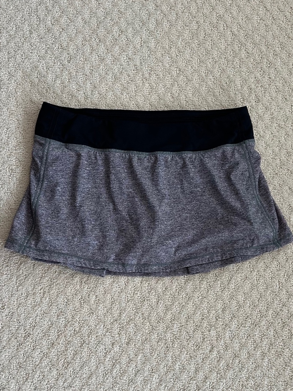 Lululemon Pace Rival Mid-Rise Skirt Heather Gray/Black 10 Tennis Athleisure Gym